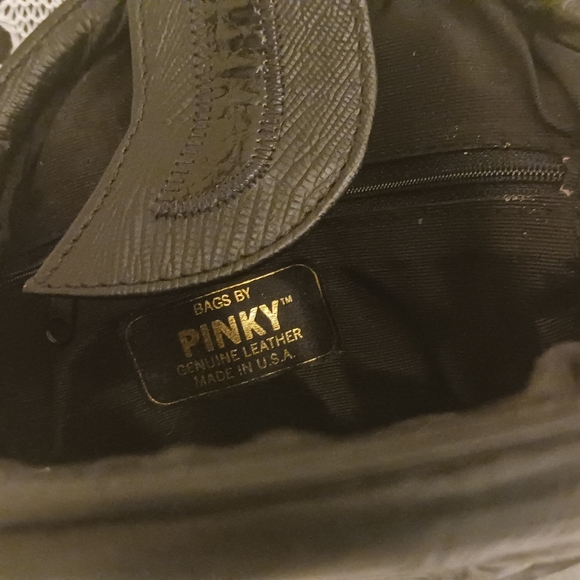 VINTAGE Bags By Pinky ® Black Leather Clutch w/ Hideable Shoulder Strap - Picture 10 of 13